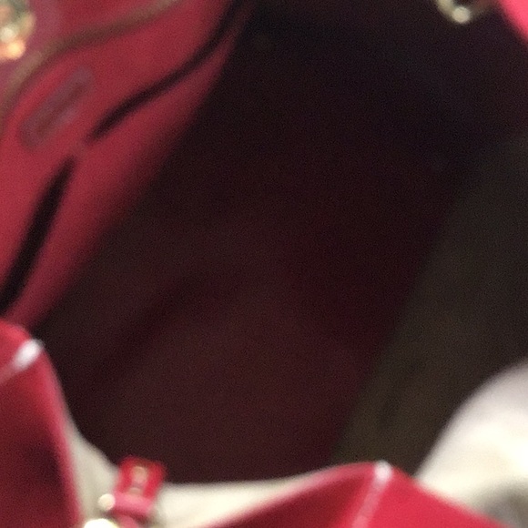 Gorgeous Francis Valentine red suede leather xbody - Picture 6 of 11